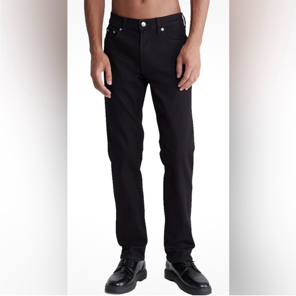 Calvin Klein Jeans Men's Slim Fit CKJ 035 Straight Black Jeans 34 x 30